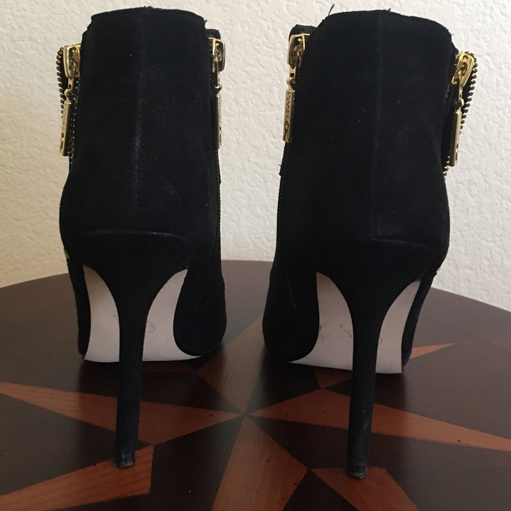 Ivanka Trump black suede boots - Picture 3 of 6